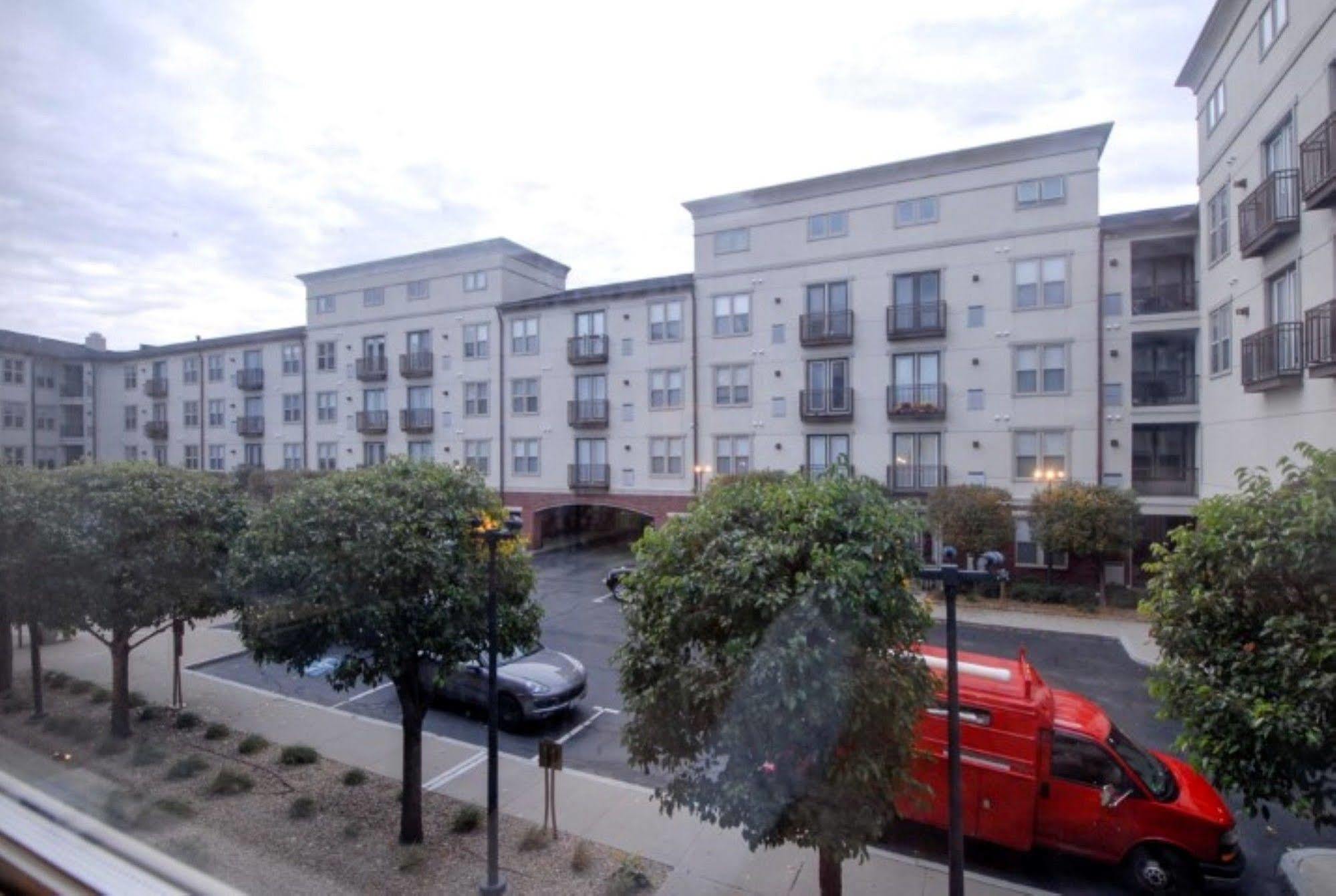 Global Luxury Suites At Providence Place Exterior photo